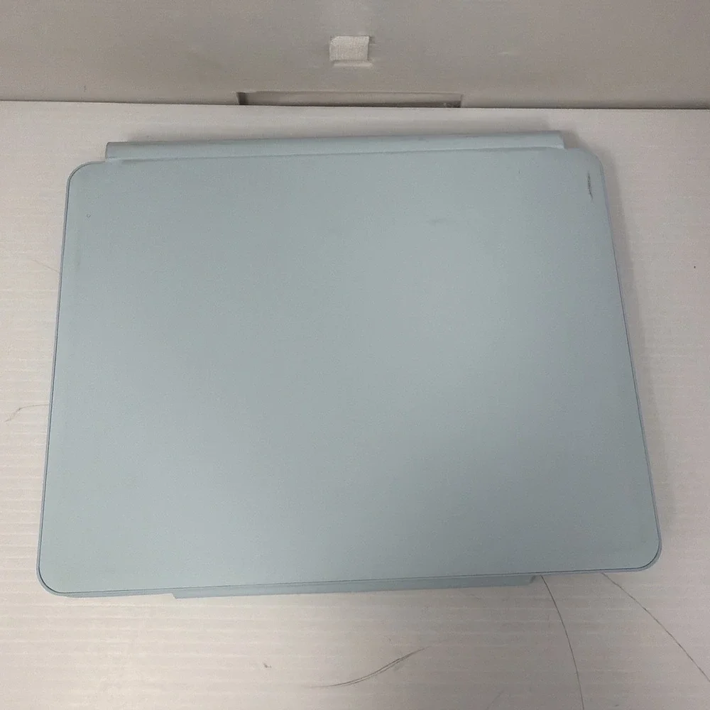 ESR Rebound Series 6B023 Blue Magnetic Keyboard Case For iPad Pro 13 (2024)